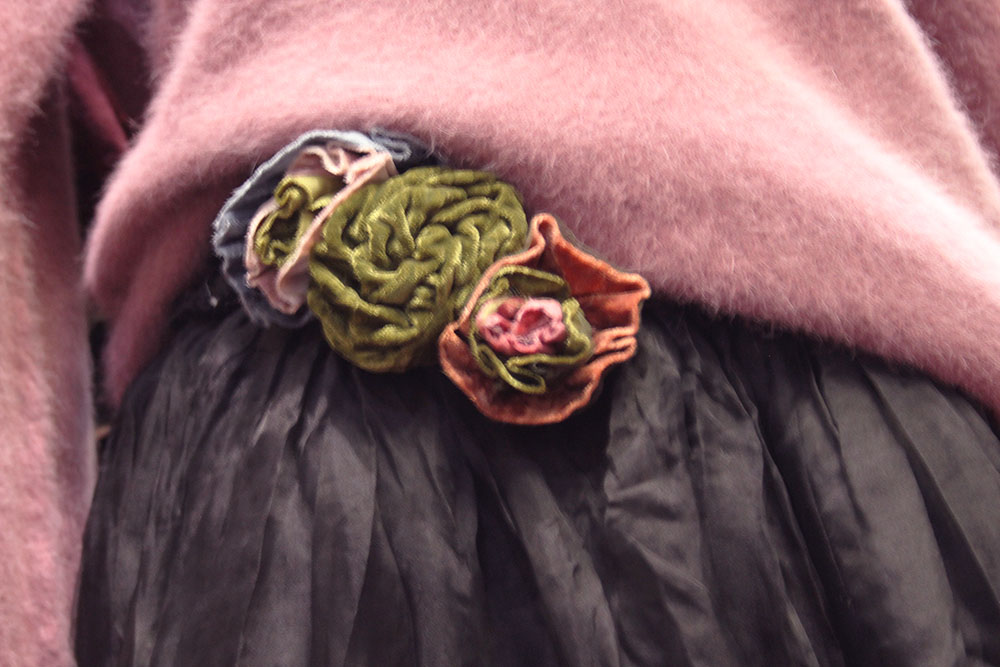 Rundholz Pullover with Manamis Silk layered skirt